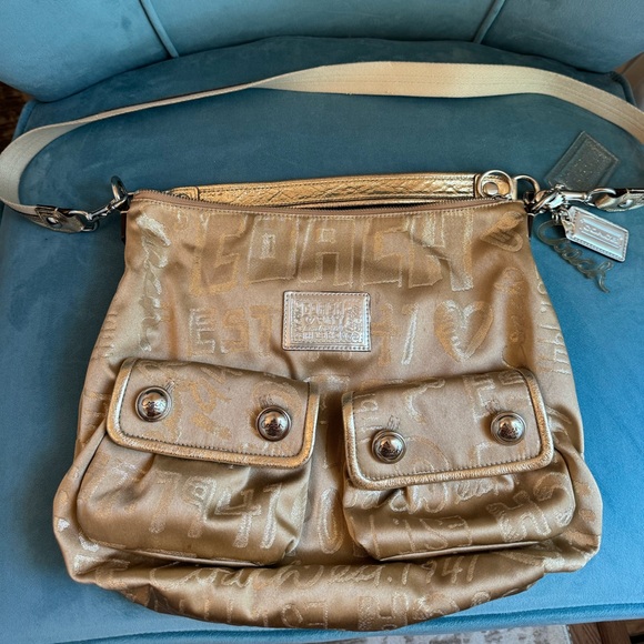 Coach Poppy Storypatch Hobo Swing Bag - Picture 1 of 9